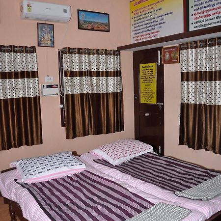 Homestay Senthil Akam 치담바람 외부 사진