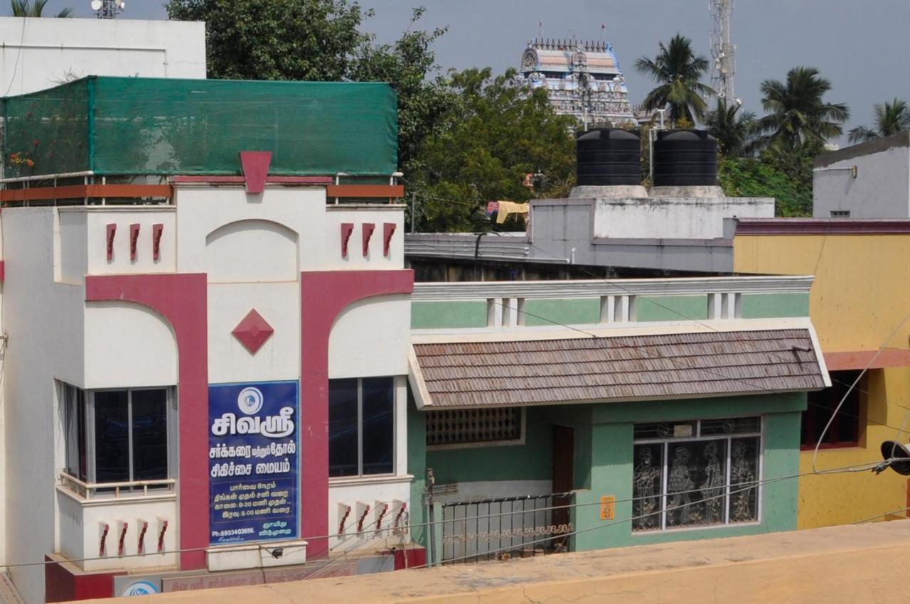 Homestay Senthil Akam 치담바람 외부 사진