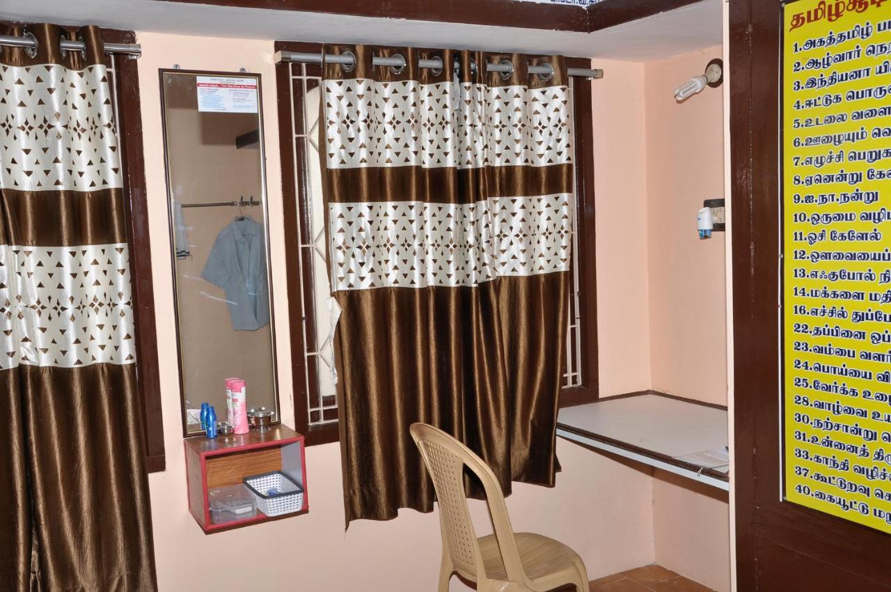Homestay Senthil Akam 치담바람 외부 사진