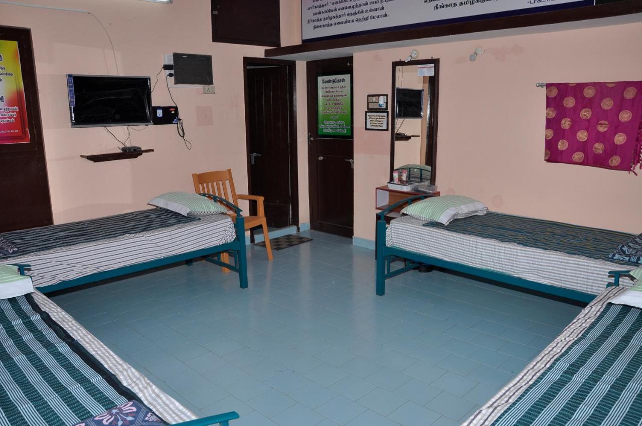 Homestay Senthil Akam 치담바람 외부 사진